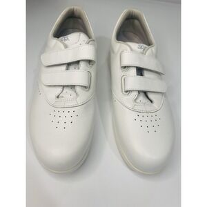 SAS shoes woman pull on easy closure casual  9 narrow comfort fit